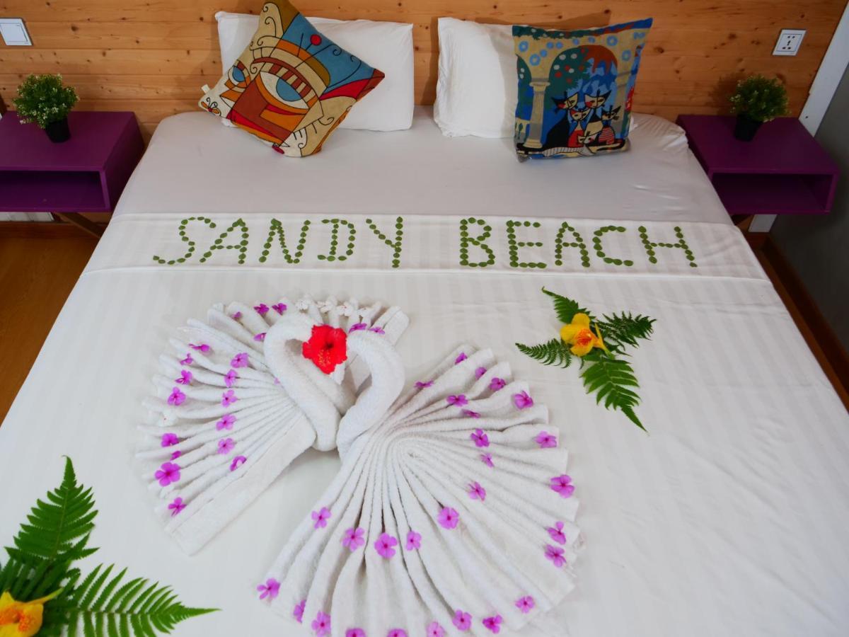 Sandy Beach Bungalows By Ehm Koh Rong Sanloem Exteriör bild