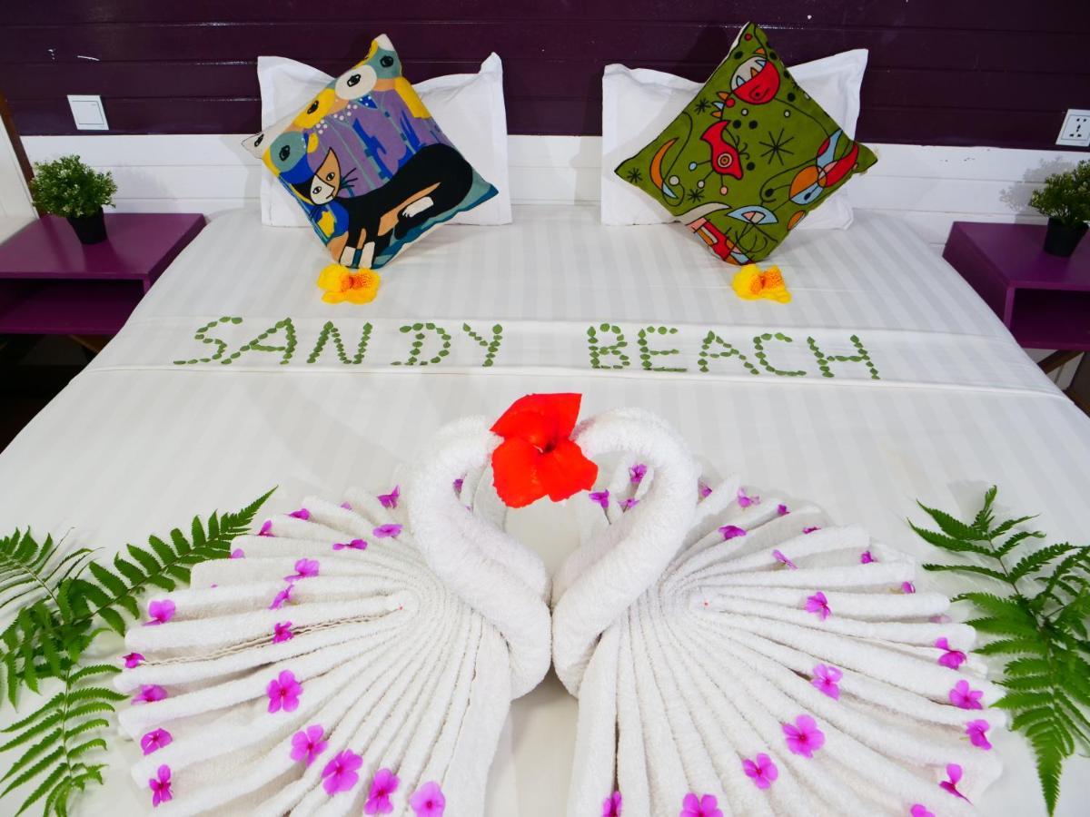 Sandy Beach Bungalows By Ehm Koh Rong Sanloem Exteriör bild