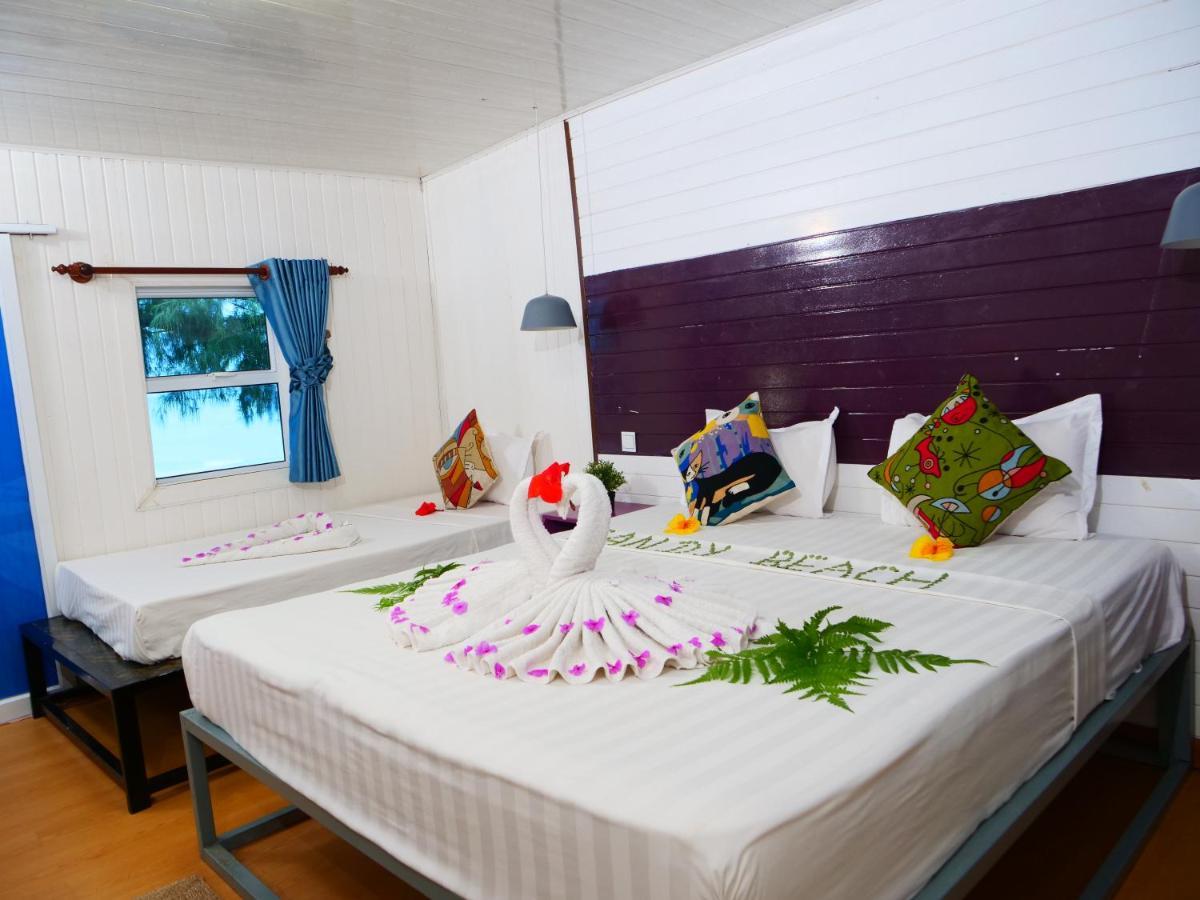 Sandy Beach Bungalows By Ehm Koh Rong Sanloem Exteriör bild