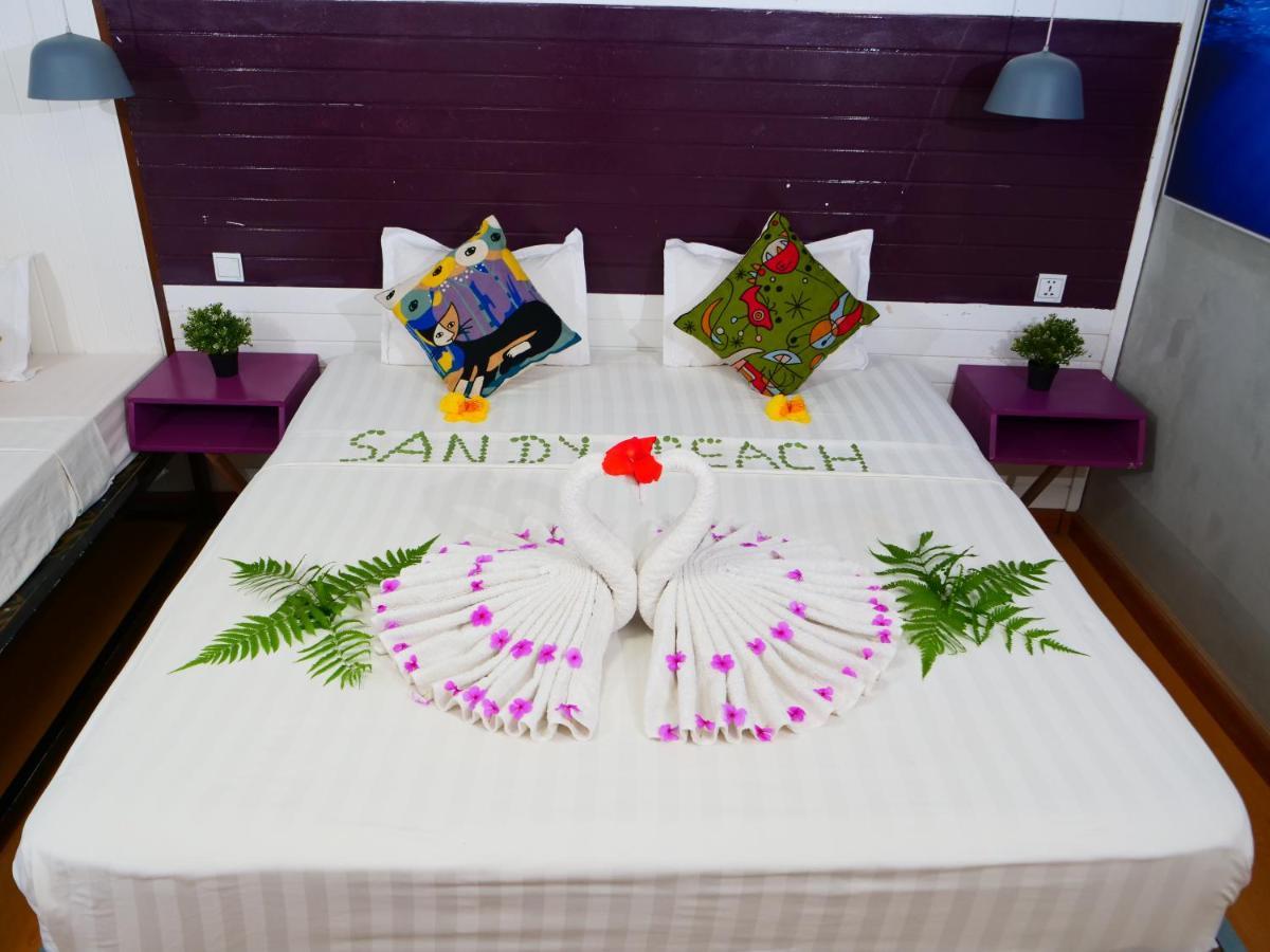 Sandy Beach Bungalows By Ehm Koh Rong Sanloem Exteriör bild