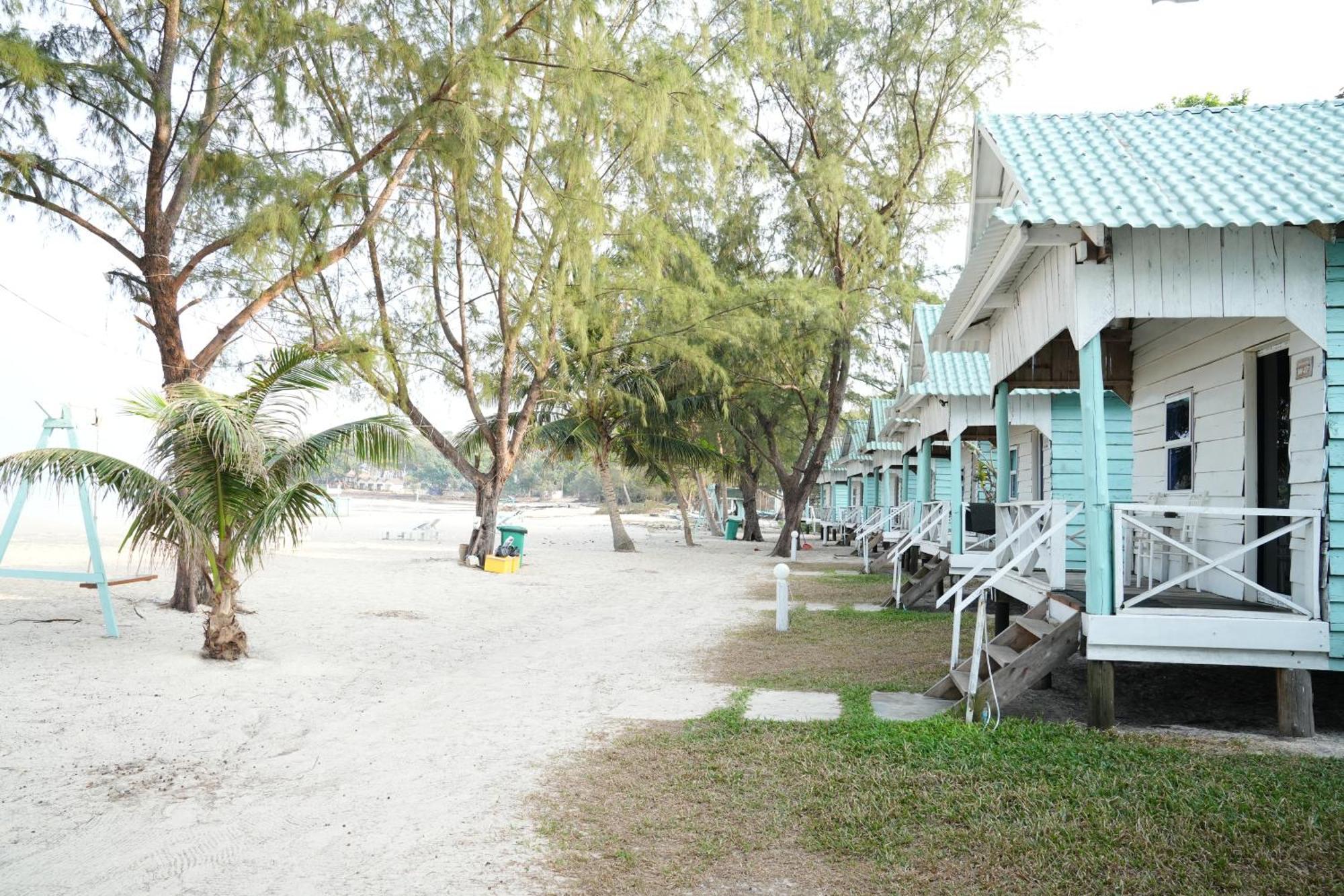 Sandy Beach Bungalows Koh Rong Sanloem Exteriör bild