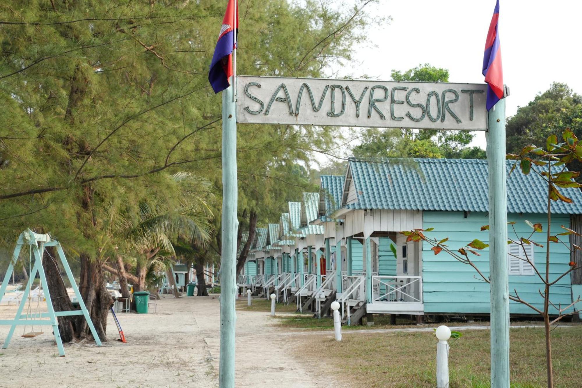 Sandy Beach Bungalows Koh Rong Sanloem Exteriör bild