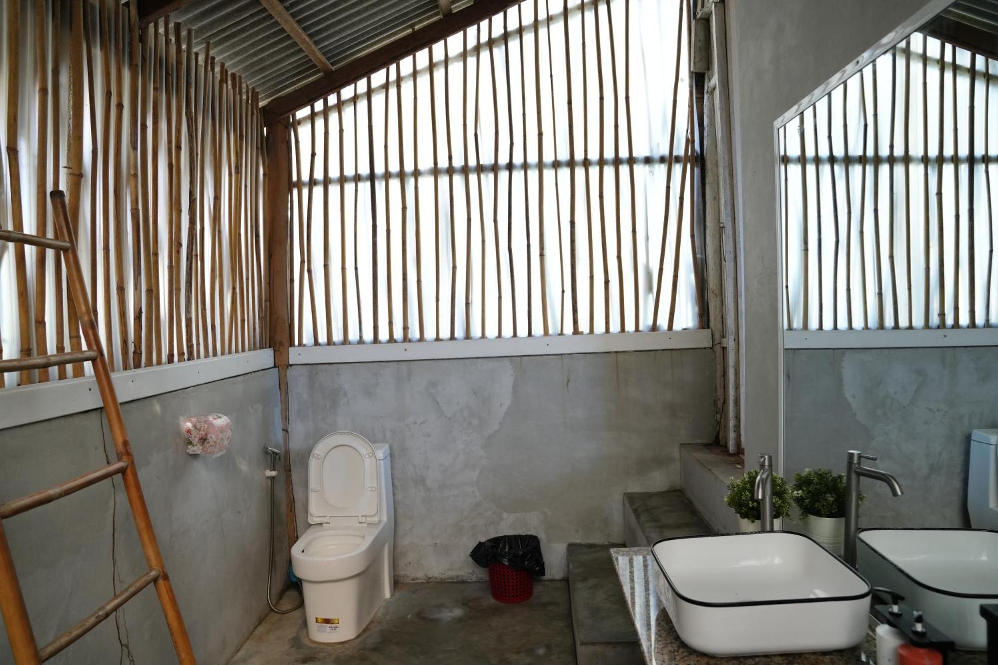 Sandy Beach Bungalows By Ehm Koh Rong Sanloem Exteriör bild
